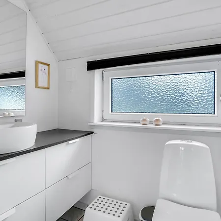 Amazing In With Kitchen Holiday home