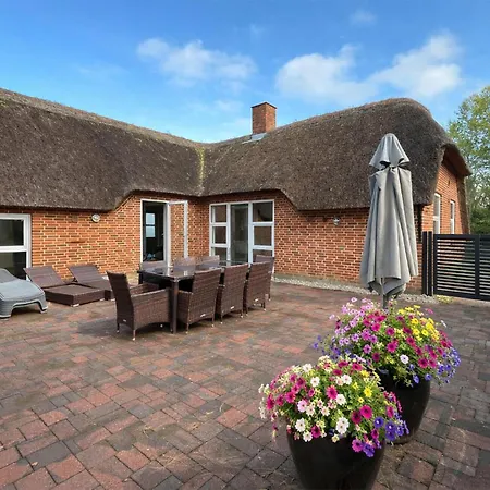 Amazing In With Kitchen * Blåvand