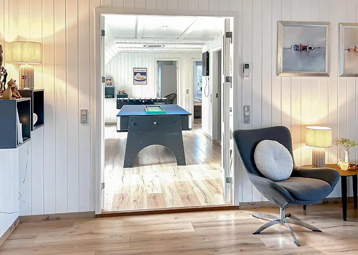 Amazing In With Kitchen Blåvand