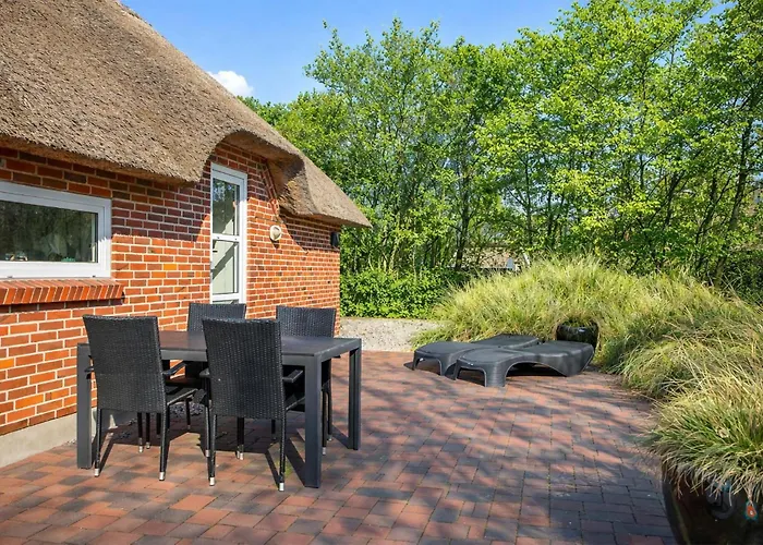 Amazing In With Kitchen * Blåvand